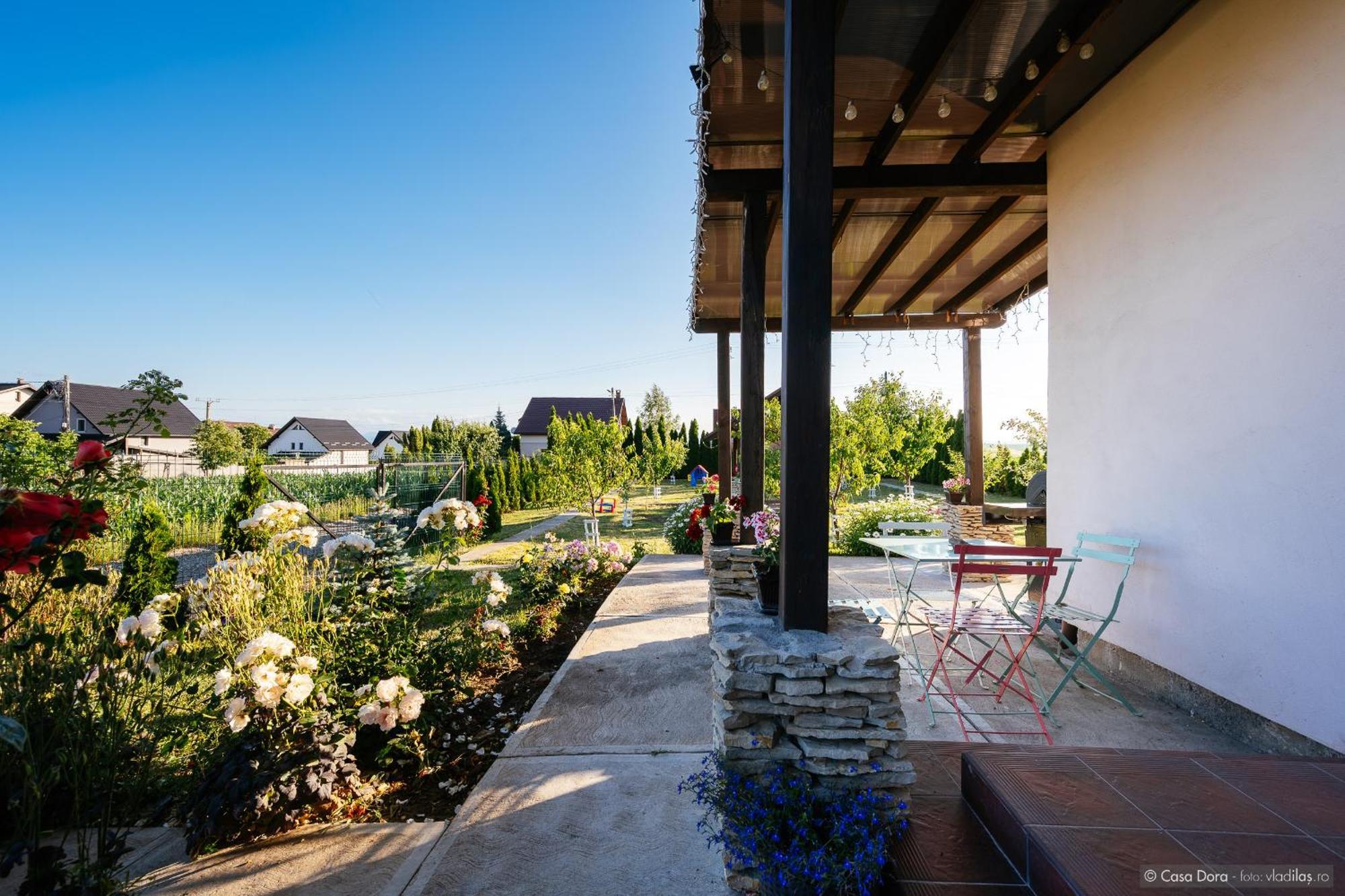 Casa Dora Ξενοδοχείο Σουκεάβα Εξωτερικό φωτογραφία
