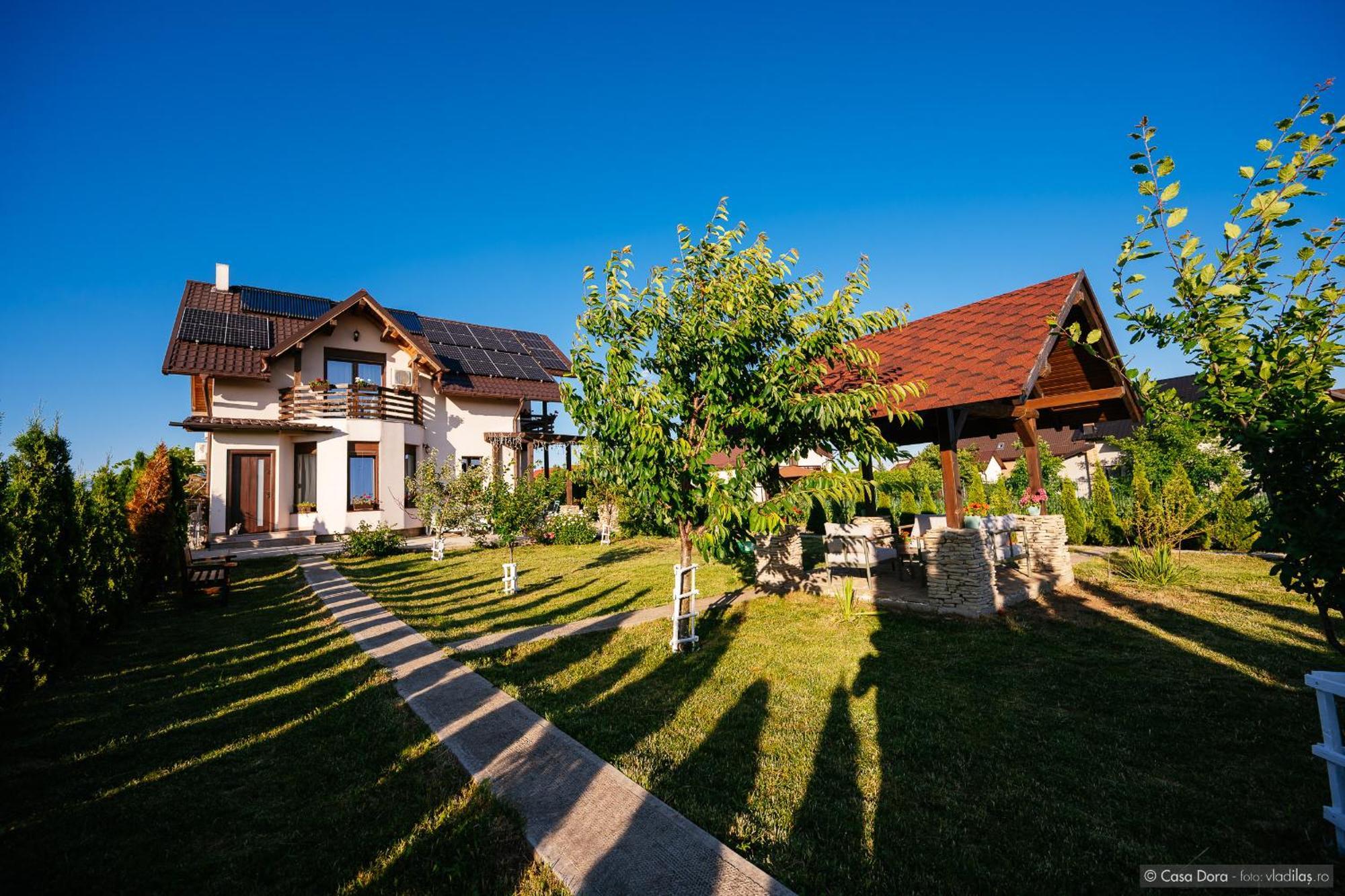 Casa Dora Ξενοδοχείο Σουκεάβα Εξωτερικό φωτογραφία